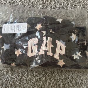 GAP Kids Black Star Patterned Hat
